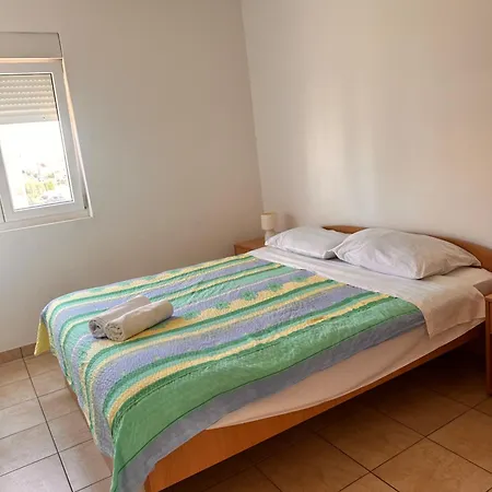 佩里卡公寓酒店 公寓 *